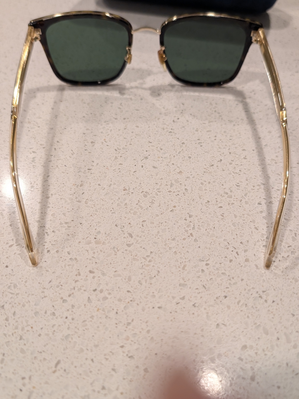 Gucci Tortoiseshell Sunglasses - Picture 6 of 10